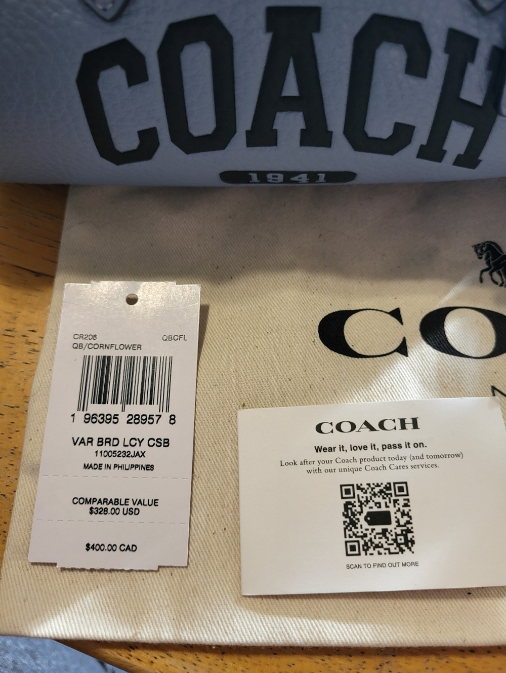 COACH Light Blue Pebbled Leather Mini Duffle with Logo. NwT .EUC - Picture 4 of 6
